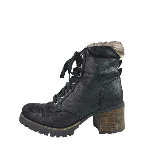 Steve Madden Women's Black Sherpa Faux Fur Lace-up Block Heel Winter Boots Sz 6 - Picture 1 of 7